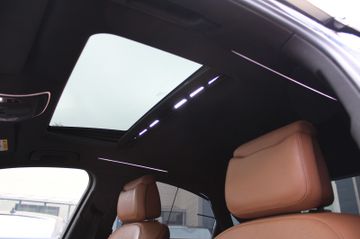Audi A8 - 6
