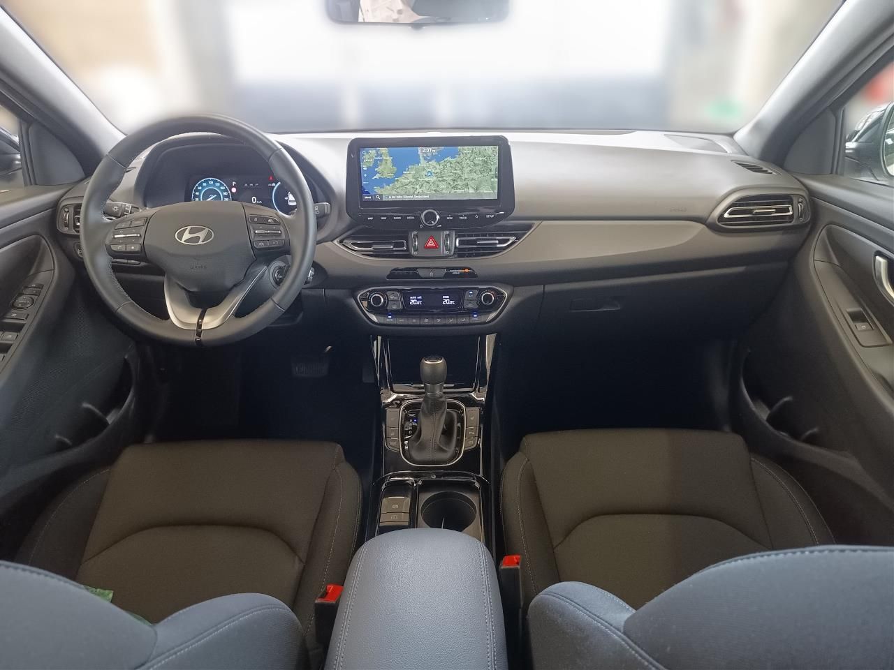 Fahrzeugabbildung Hyundai i30 1.5 DCT Advantage LED*SHZ*LHZ*USB*CARPLAY***
