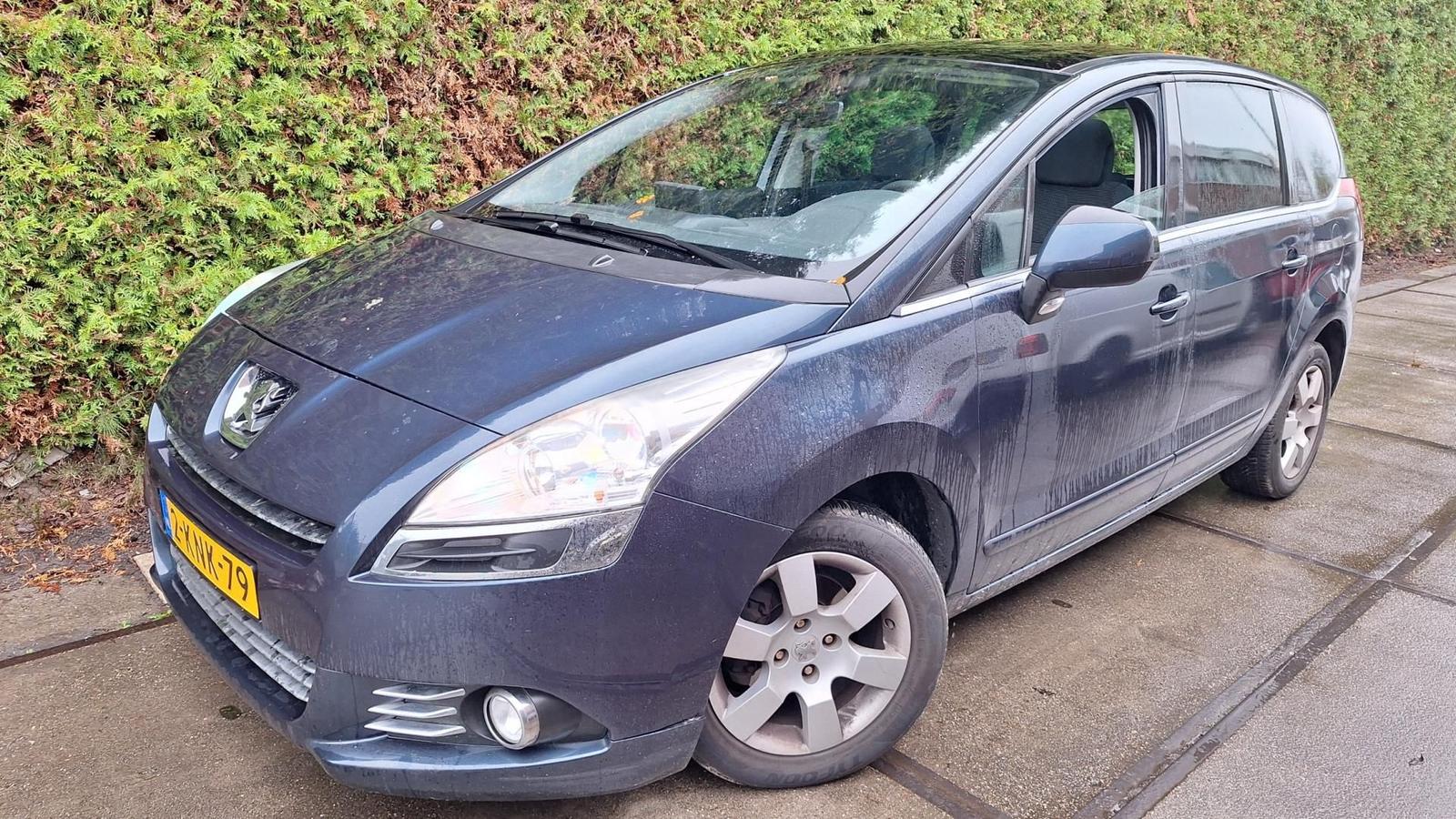 Peugeot 5008 1.6 VTi Blue Lease 7p.