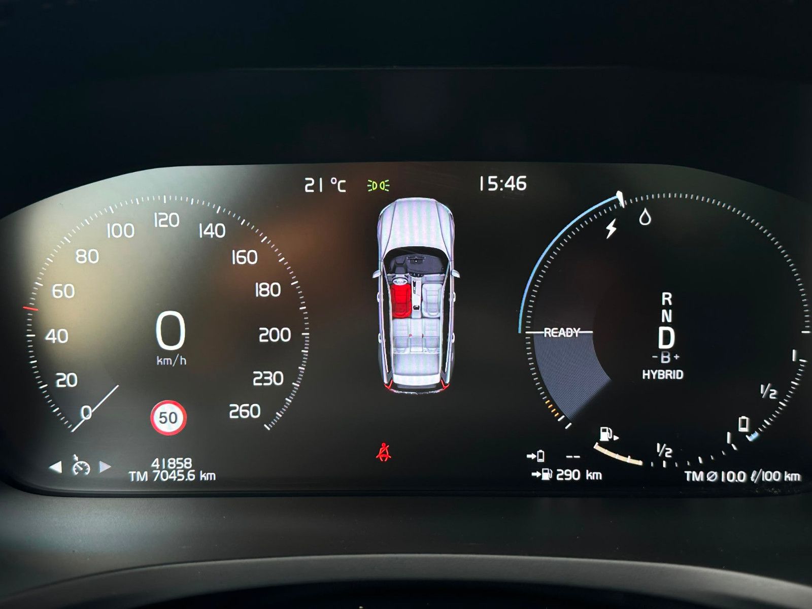Volvo V60 Kombi R Design Expression Recharge Plug-In H imagem 3
