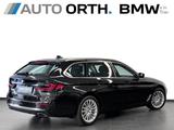 BMW 540d xDrive Touring MASSAGE+LÜFT PANO ST-HZG AHK - BMW 540: Schwarz