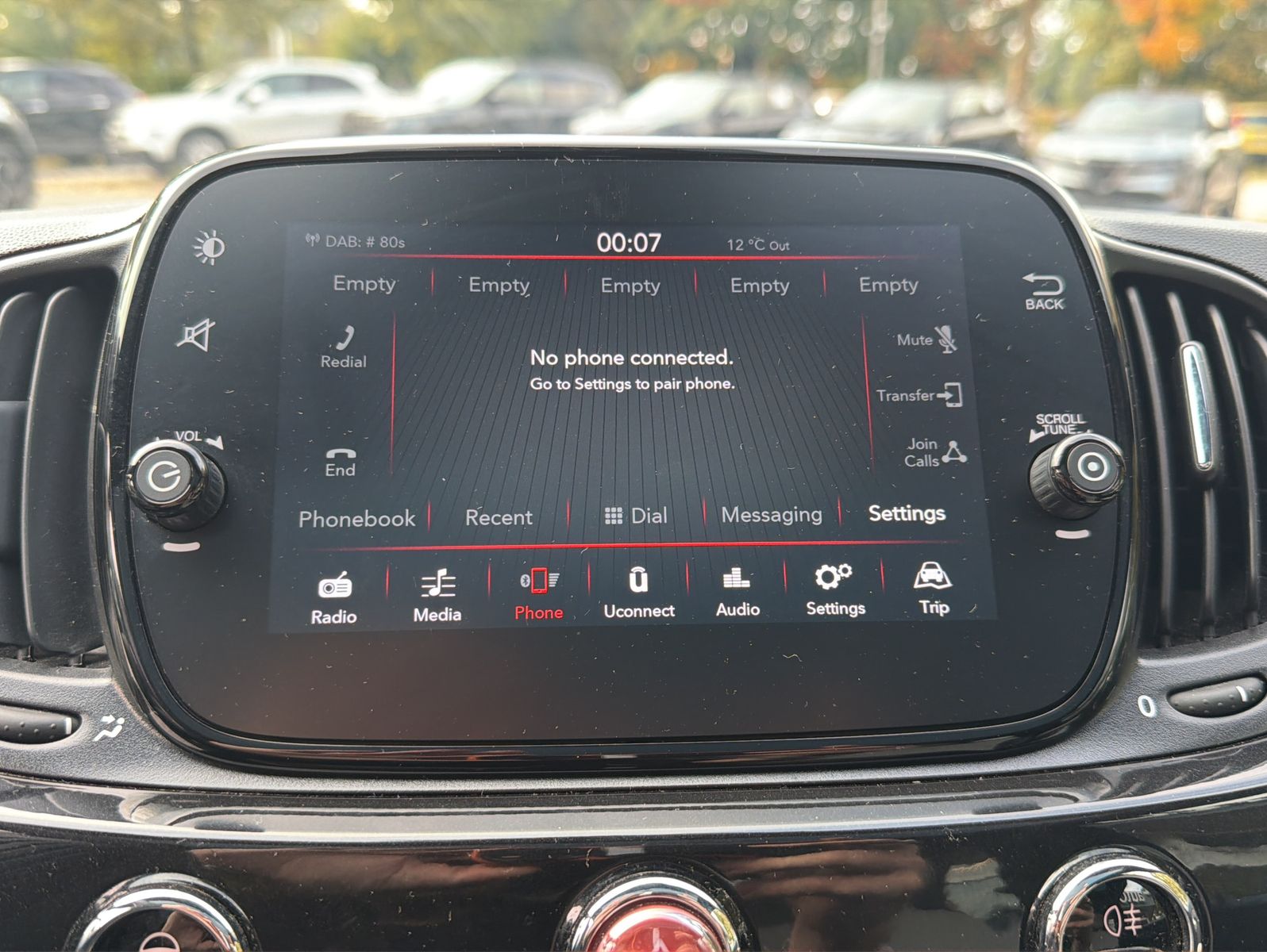 Fahrzeugabbildung Fiat 500 DolceVita