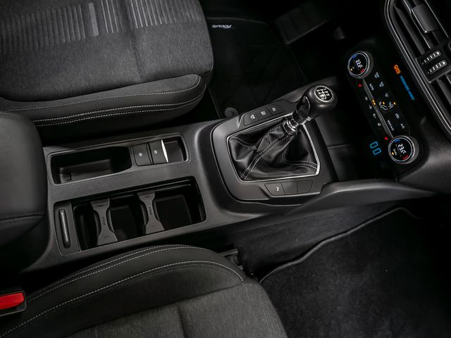 Ford Focus Turnier 1.0 Active Kamera Navi LED