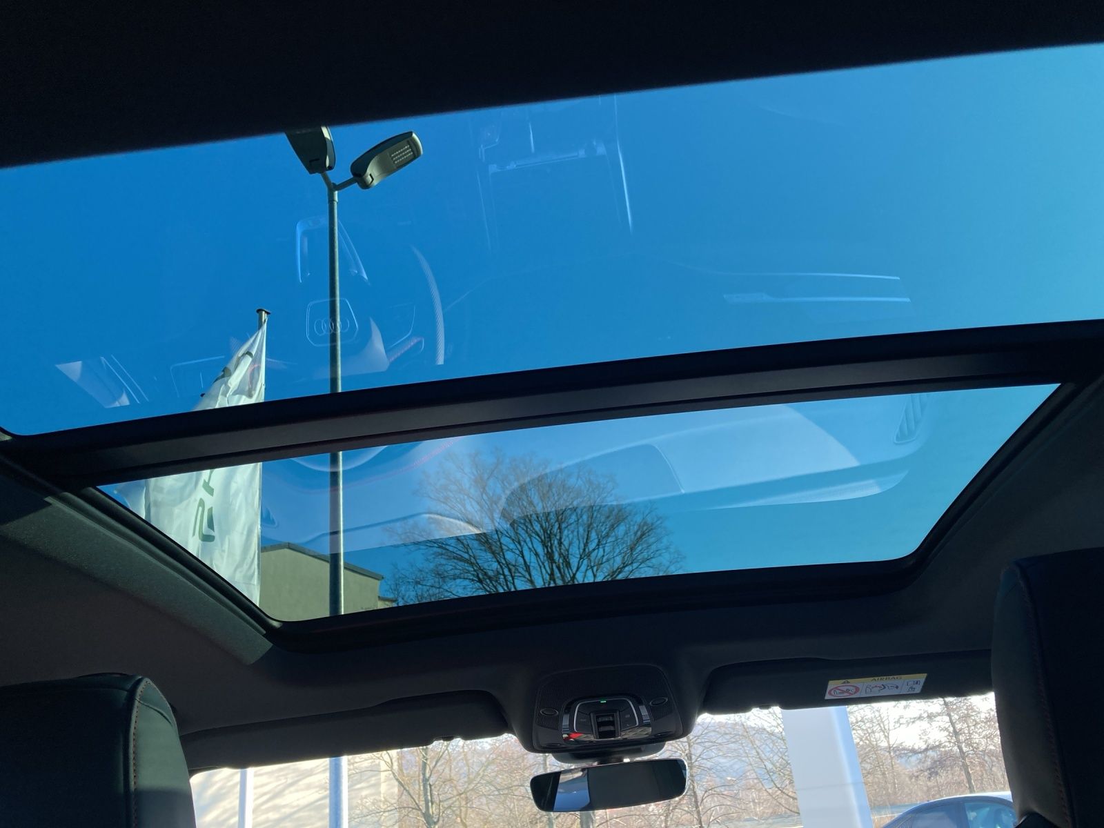 Fahrzeugabbildung Audi Q8 TDI quattro S line HD MATRIX PANO B&O STANDH