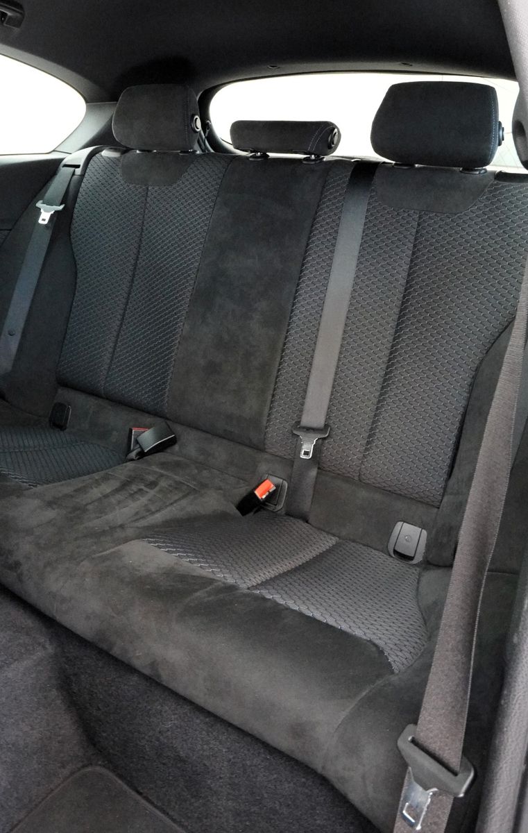 Fahrzeugabbildung BMW 120d M-Paket *Harman/Kardon*Shz*Bi-Xenon*