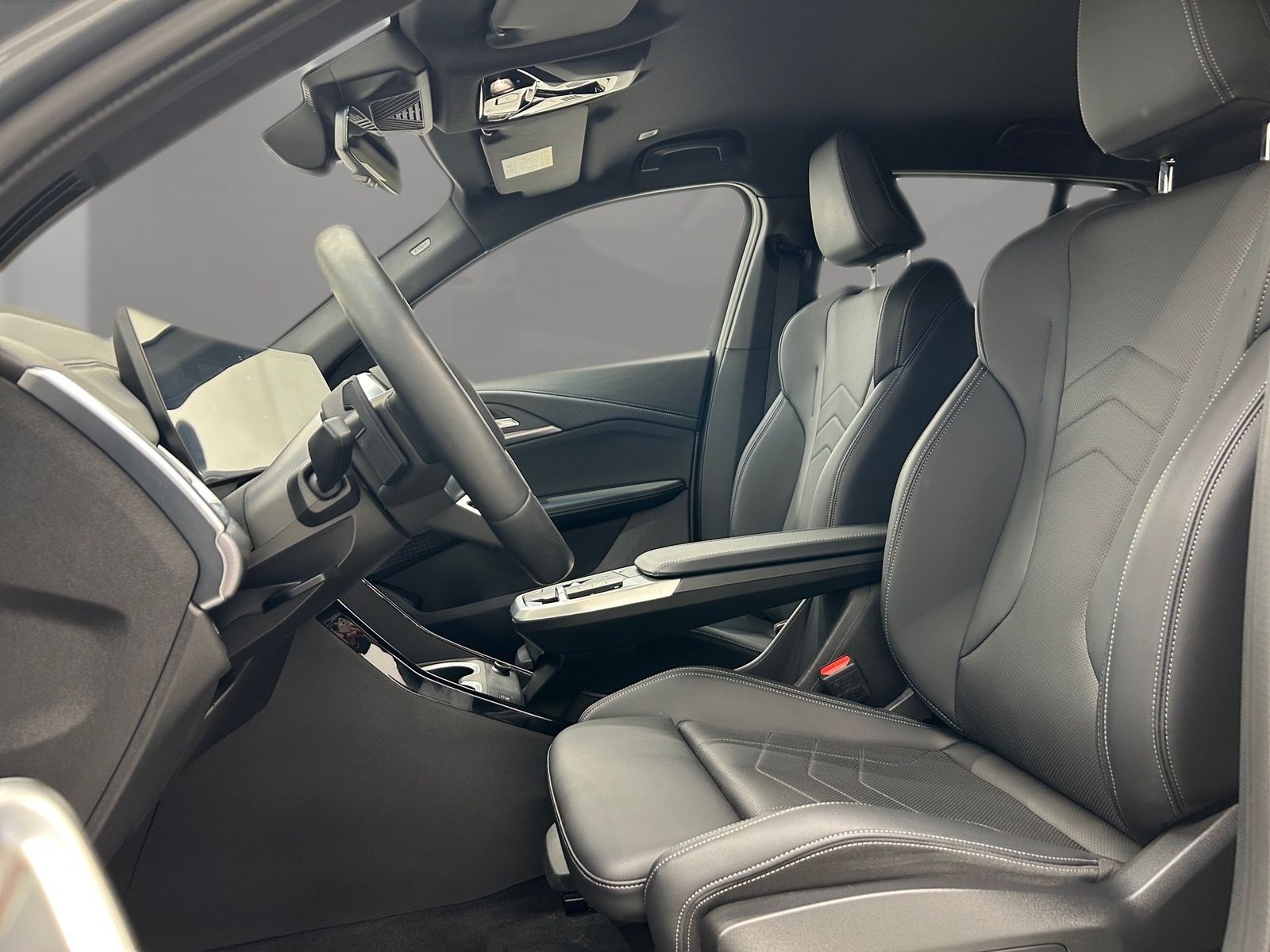 BMW iX2 - Bild 9