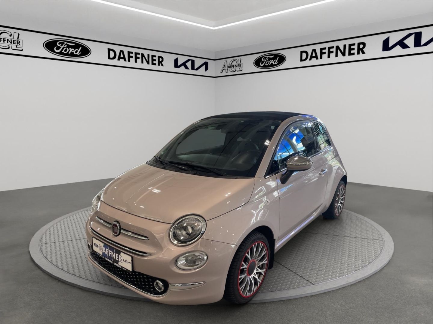Fahrzeugabbildung Fiat 500 Star Faltdach PDC Tempomat Klima Allwetter