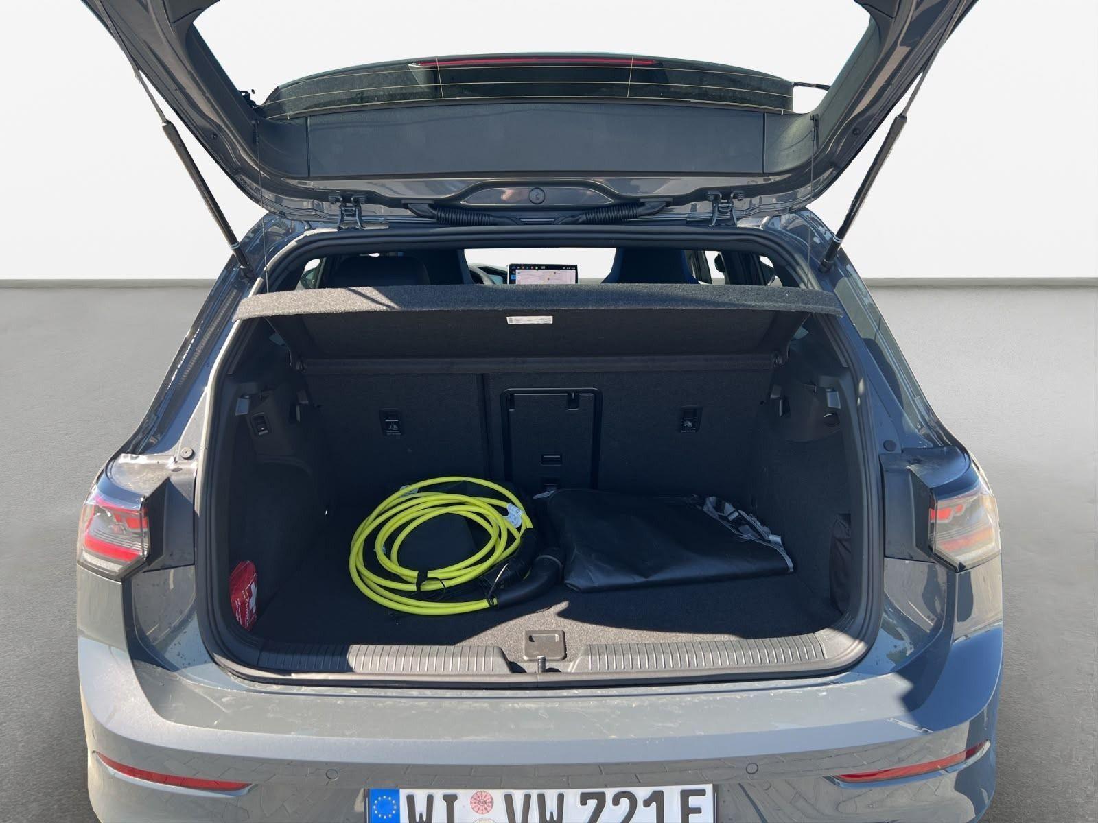 Volkswagen Golf GTE 1.5 eHybrid DSG SHZ*NAV*IQ.LIGHT*HUD, миниатюра 11