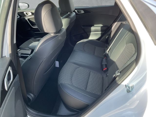 Fahrzeugabbildung Kia XCeed SPIRIT 1.5 T-GDI *XCLUSIVE-PAKET*NAVIGATIO