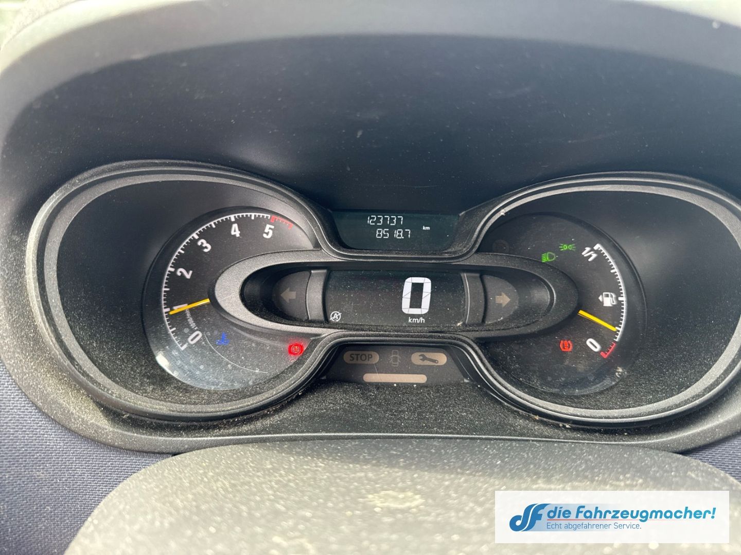 Fahrzeugabbildung Opel Vivaro B Kombi Combi 9Si. L1H1 2,7t *7152 *EXPOR