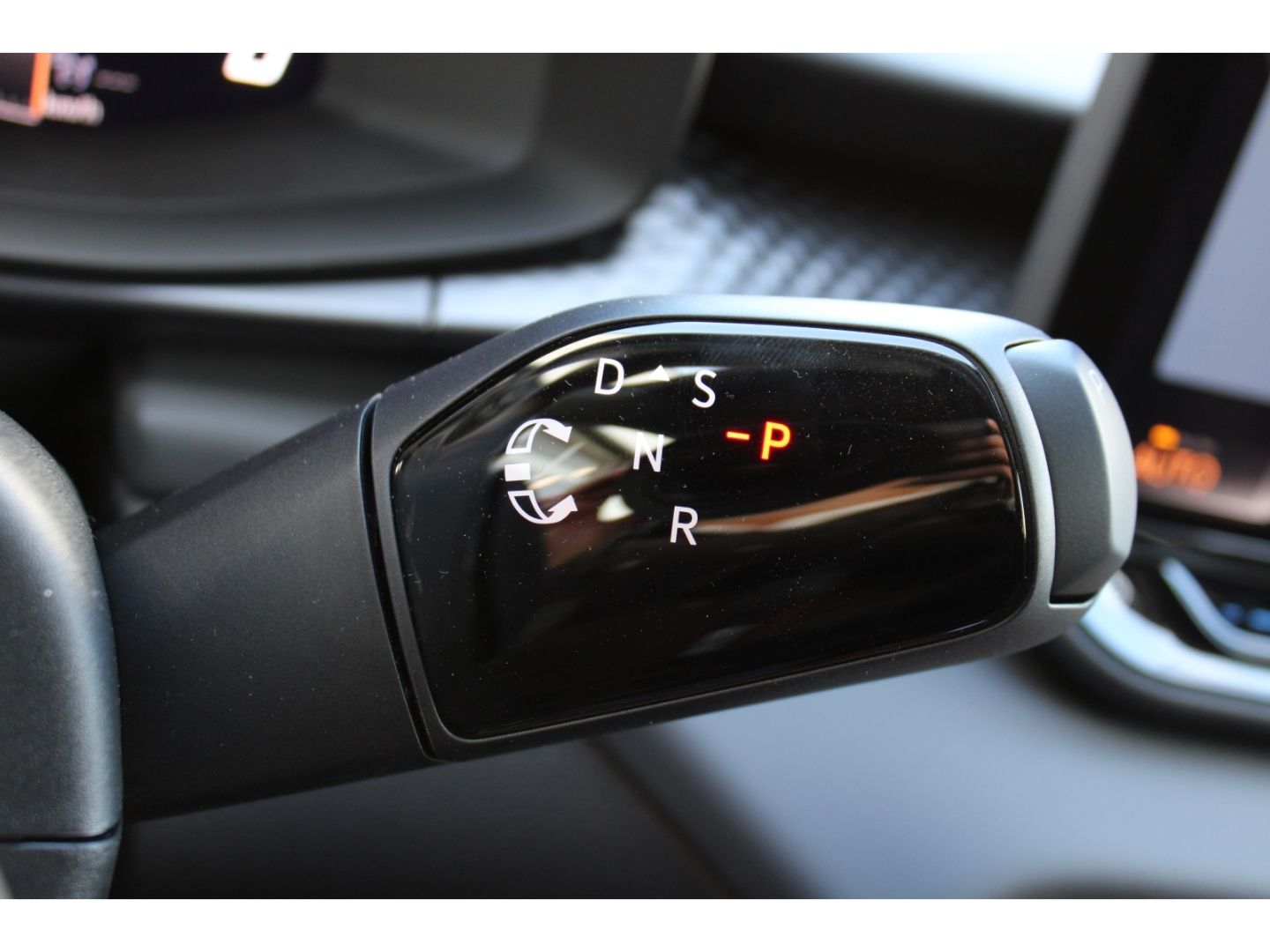 CUPRA Terramar 2.0 TSI 195 kW 4Drive VZ AHK Pano Navi - Image 19