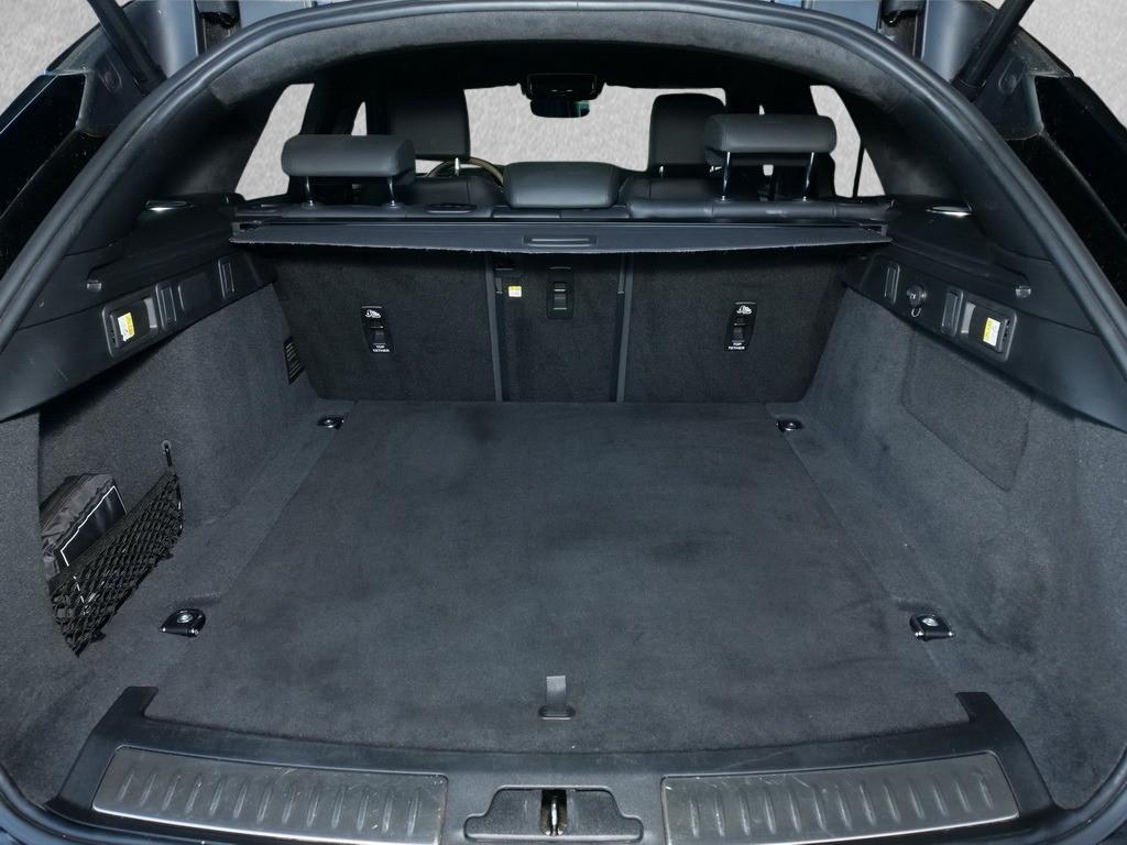 Land Rover Range Rover Velar P400 Autobiography 22 Black