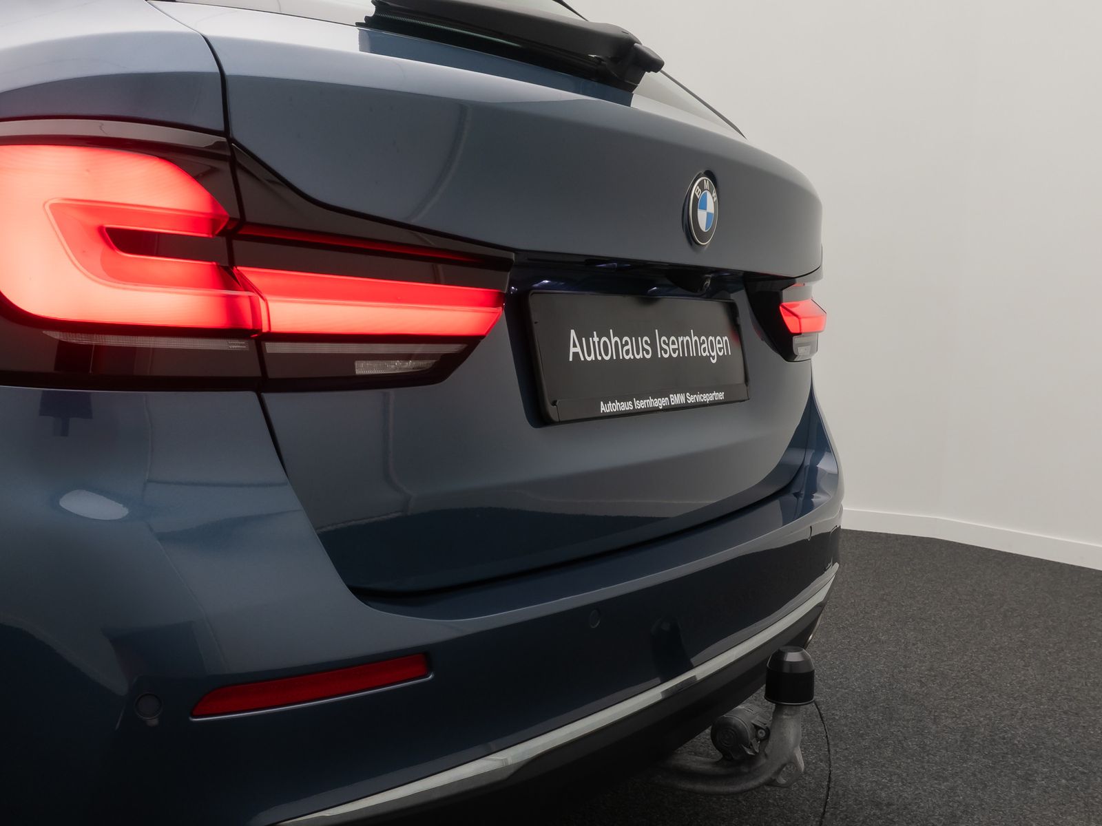 Fahrzeugabbildung BMW 530d LuxuryLine 360&deg;Laser HUD DAB H/K SoftCL AHK