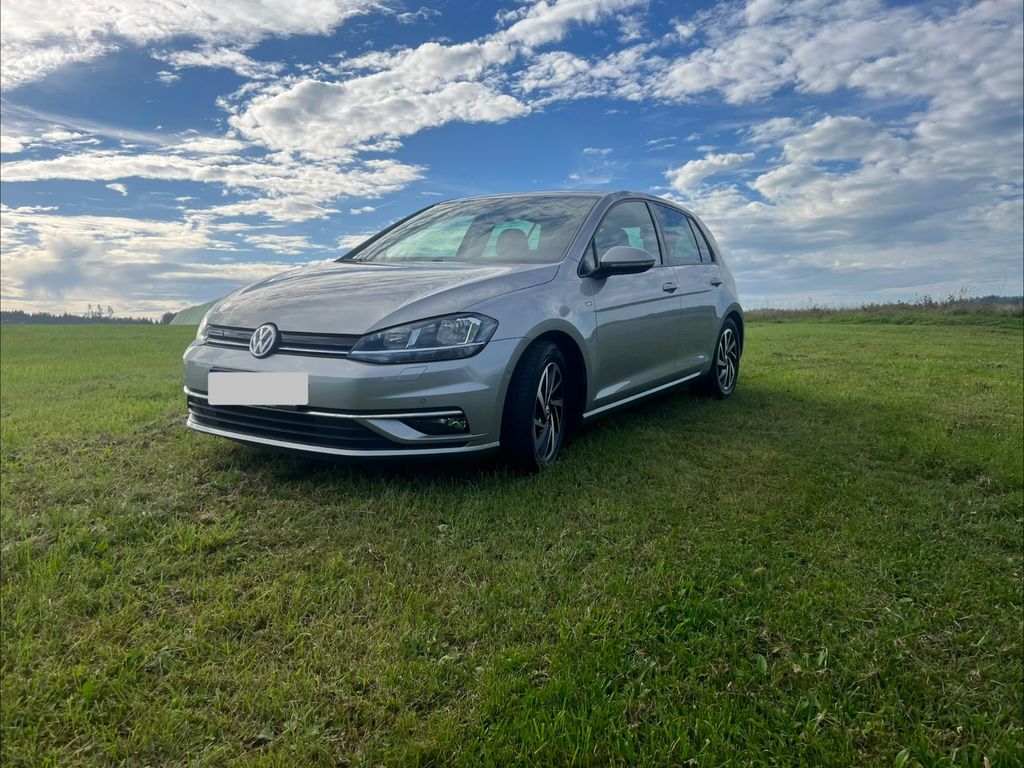 Image of Volkswagen Golf