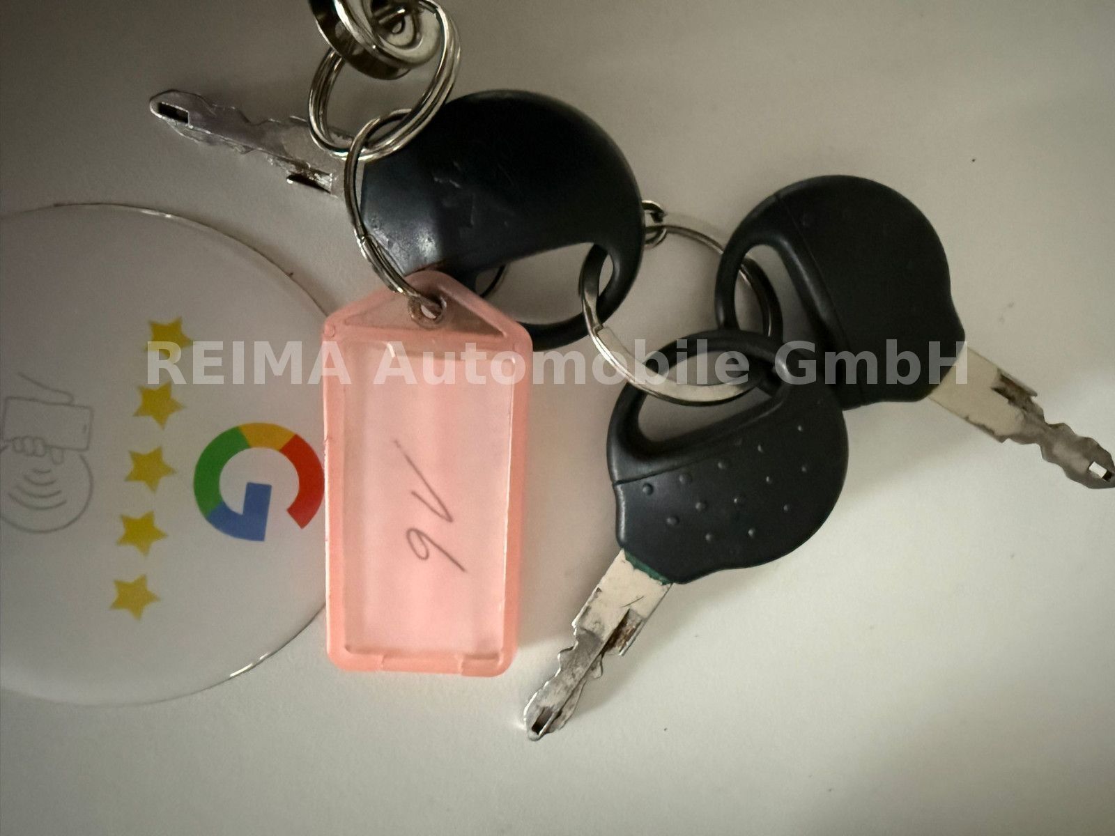 Fahrzeugabbildung Peugeot 206 1,2i Petit Filou