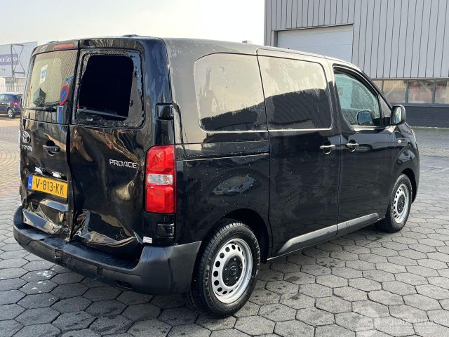 Toyota Proace Compact 1.6 D-4D Cool Comfort