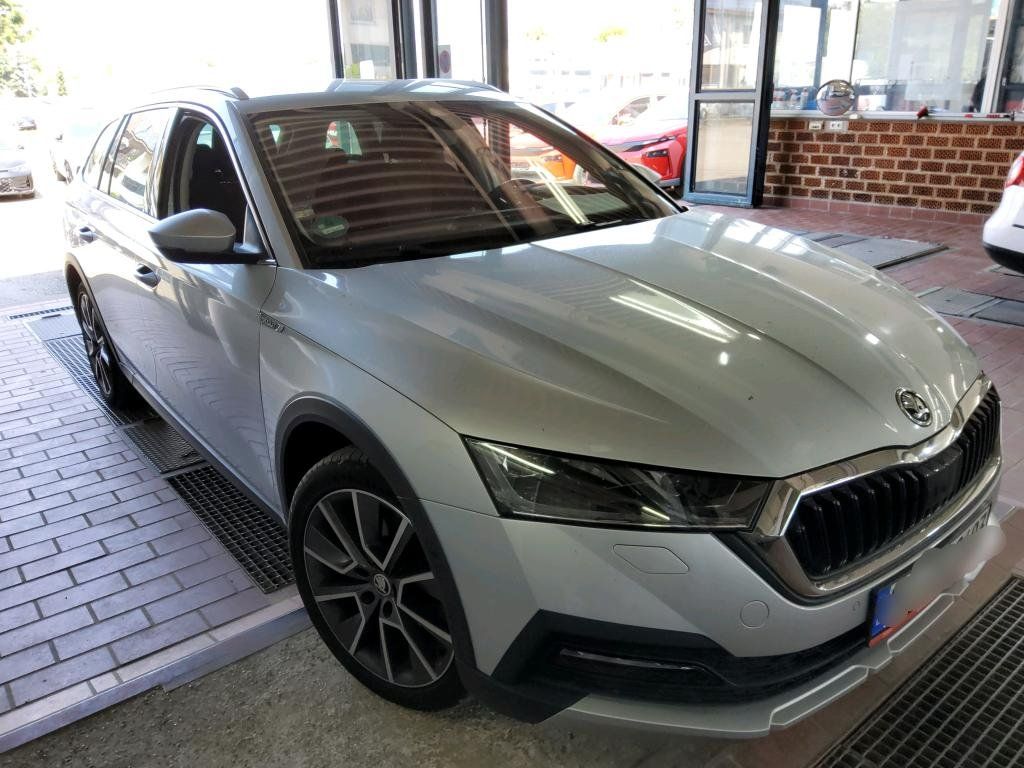 Fahrzeugabbildung SKODA Octavia Combi 2.0 TDI DSG Scout 4x4/AHK/ACC/CAM/