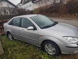 Ford Focus 1.8 Ghia Ghia - Ford Focus aus 2004: Ghia
