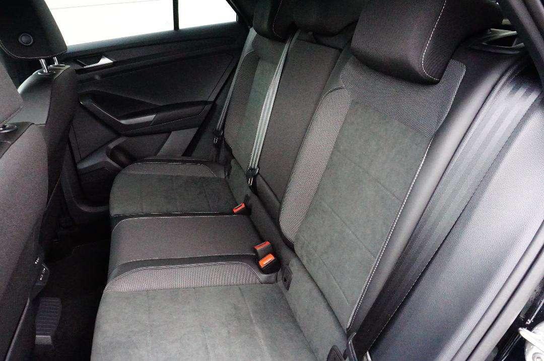 Volkswagen T-Roc R-Line 1.5 l TSI 7-Gang-DSG Navi,AHK,RFK,I, миниатюра 13