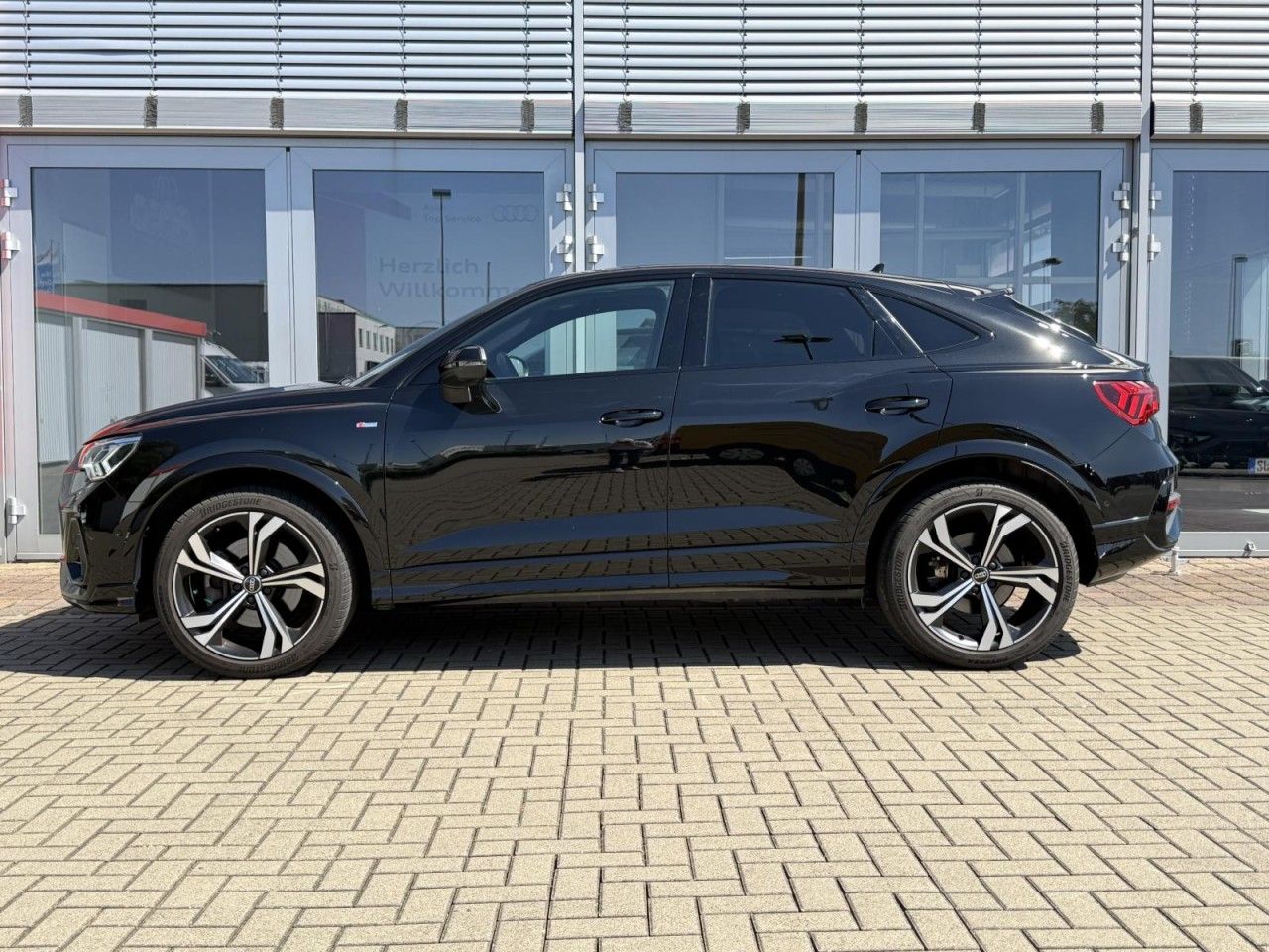 Audi Q3 Sportback 40 TDI quattro S line S-tronic foto 3
