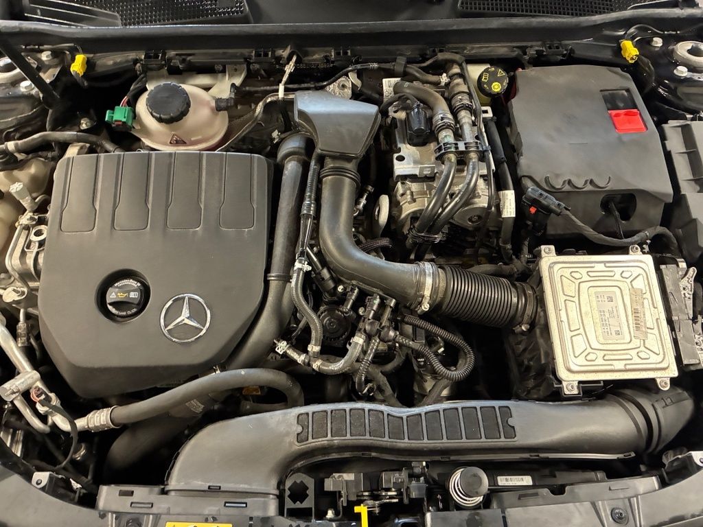 Mercedes-Benz A 250 e MBUX Progressive Ambiente CarPlay KAMERA foto 5