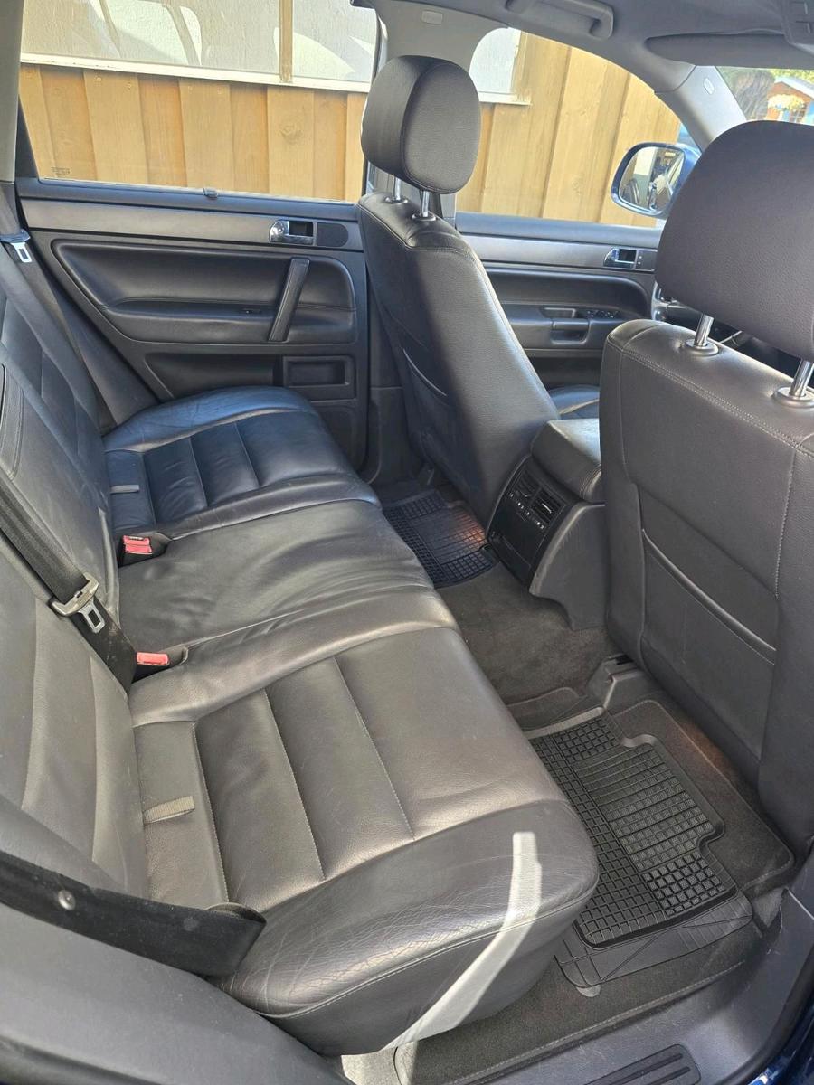 Volkswagen Touareg 2007 — photo 10