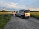 Dacia Dokker TCe 130 Stepway plus 1. Hand CAMPING AHK  - : Kleinbus, Camping