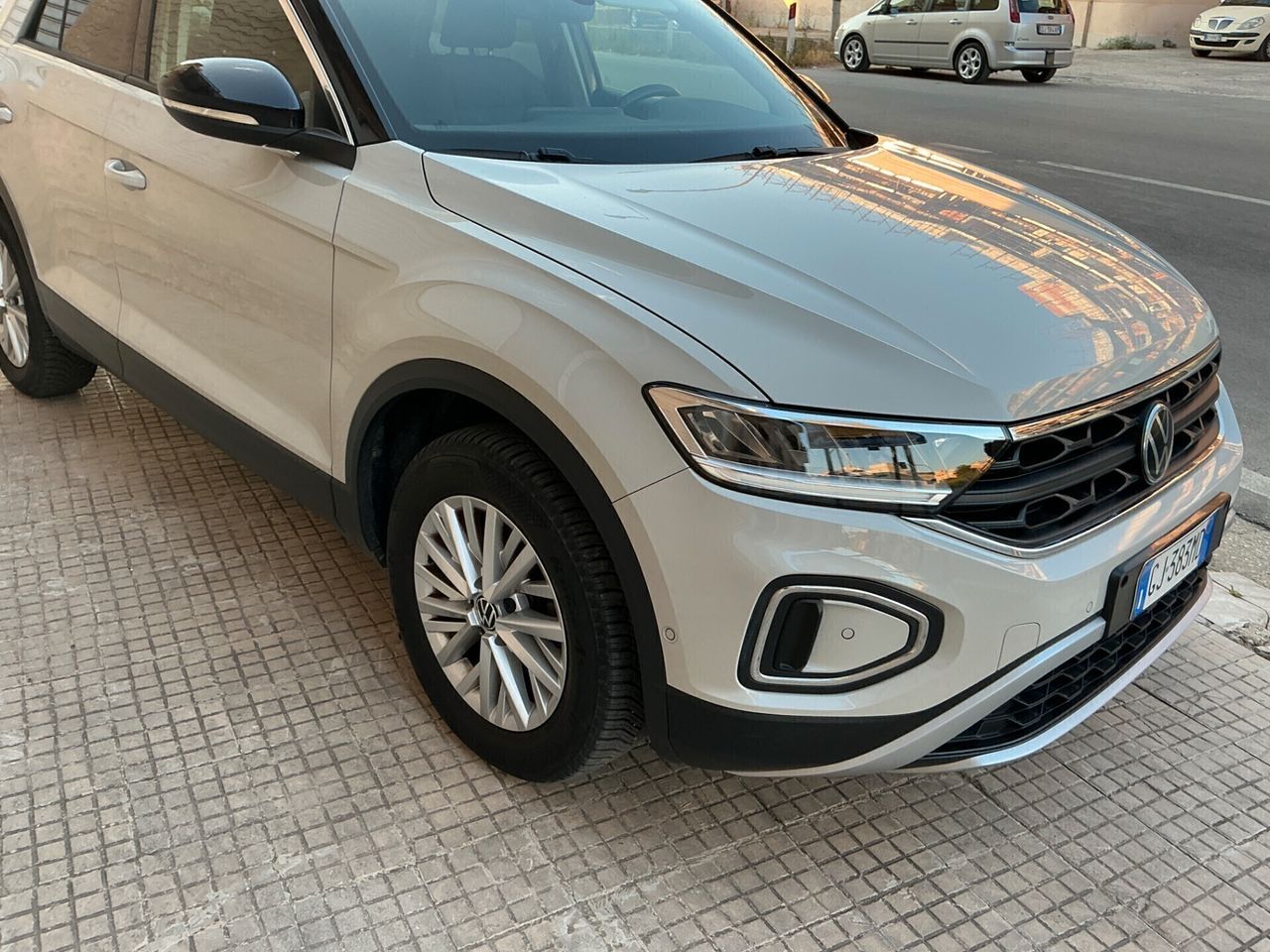 Other Volkswagen T-Roc 2.0 TDI SCR 150 CV DSG Style imagem 3
