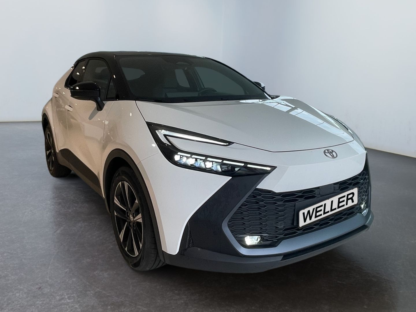 Toyota C-HR Hybrid 1,8 l, 140 PS CVT, 4x2 SUV TEAM imagem 3