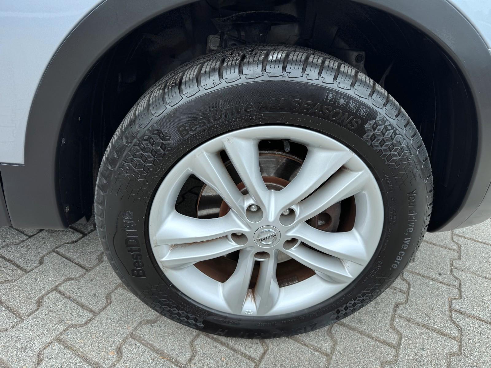 Nissan Qashqai Acenta*Panorama*AHK*S-Heft*1-Hand