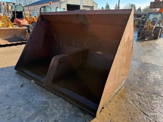 Andere Hochkippschaufel ISO