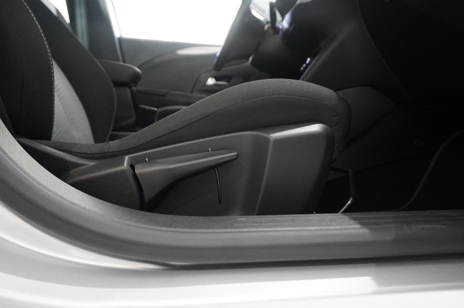 Fahrzeugabbildung Opel Corsa-e "FACELIFT" 3-PHASIG EDIT. NAVI/LED/DAB+