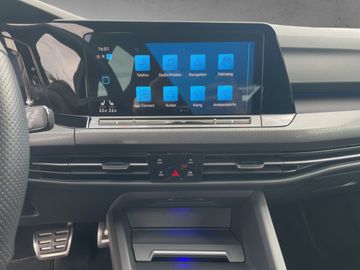 Volkswagen Golf VIII 2.0 TSI DSG GTI LED-PLUS CAM SHZ PDC