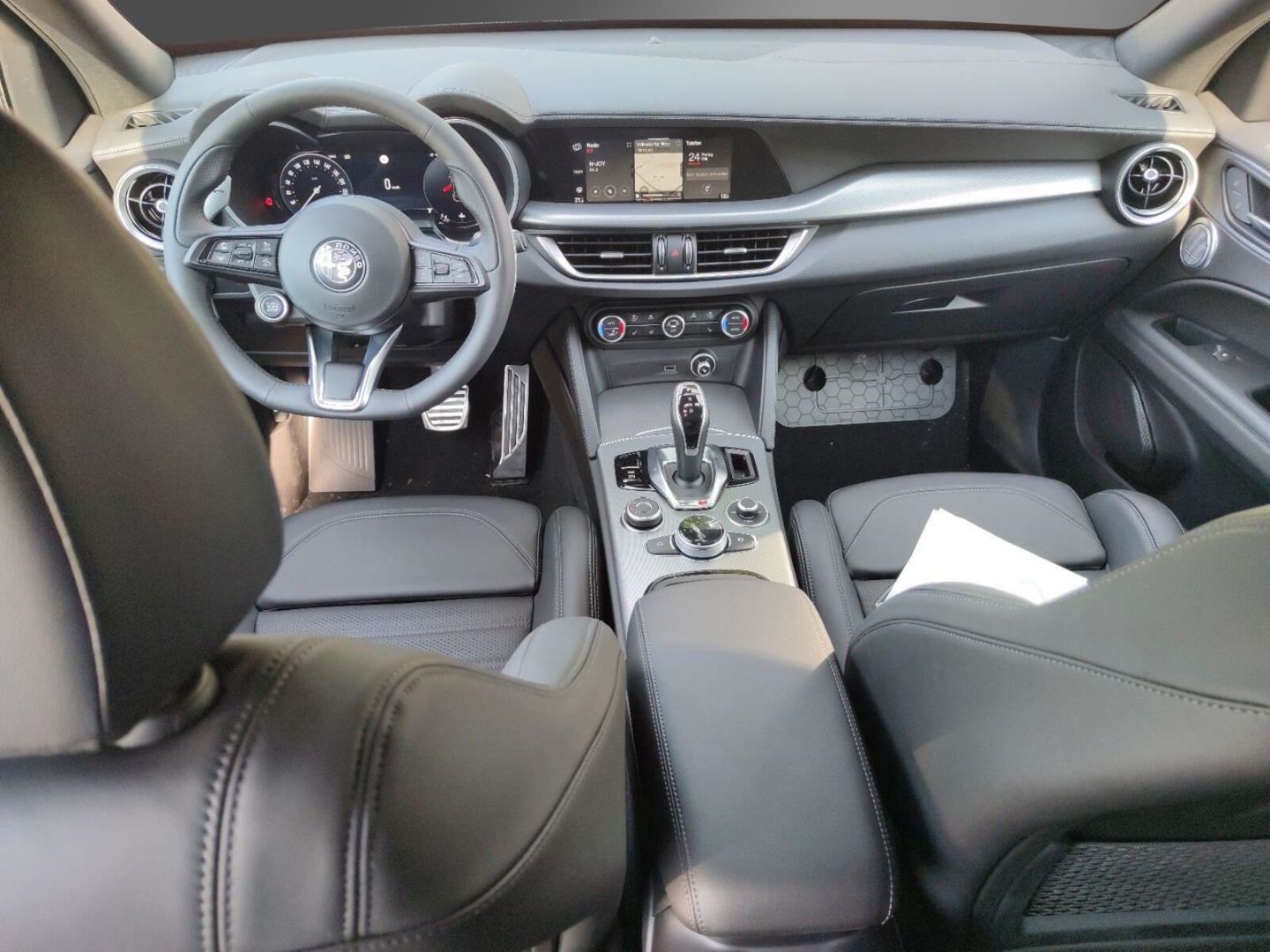 Fahrzeugabbildung Alfa Romeo Stelvio Veloce Q4 2.0 Turbo-21 Zoll-Panoramadach