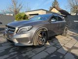 Mercedes-Benz GLA 200 AMG LINE +ILS +PANO +AHK +NAV + NIGHT P. - Mercedes-Benz Gebrauchtwagen in Duisburg