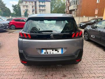 Peugeot 5008 - 5