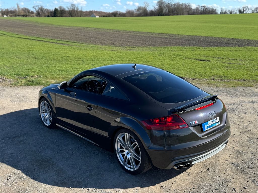Audi TTS