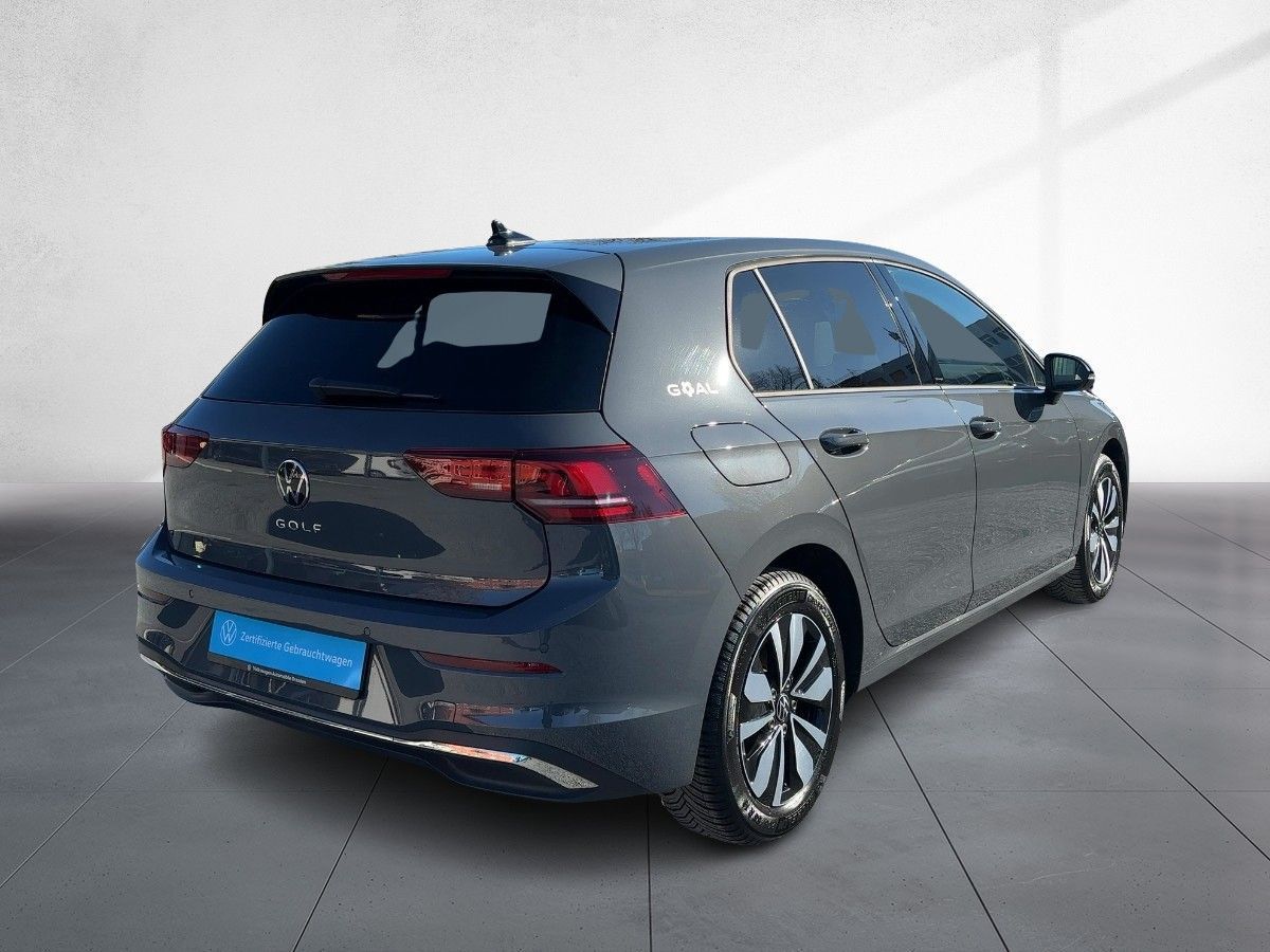 Volkswagen Golf - Bild 4