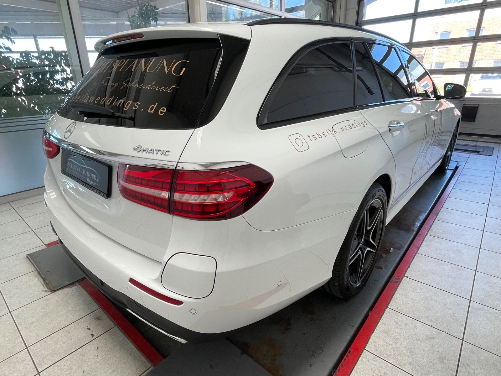 Mercedes-Benz E 300 de T-Modell 4Matic AMG AHK Head Up Night foto 8