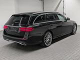 Mercedes-Benz E220 T AMG-Line LED/Widescreen/20-Zoll/Kam/Navi/ - Mercedes-Benz E 220: Widescreen