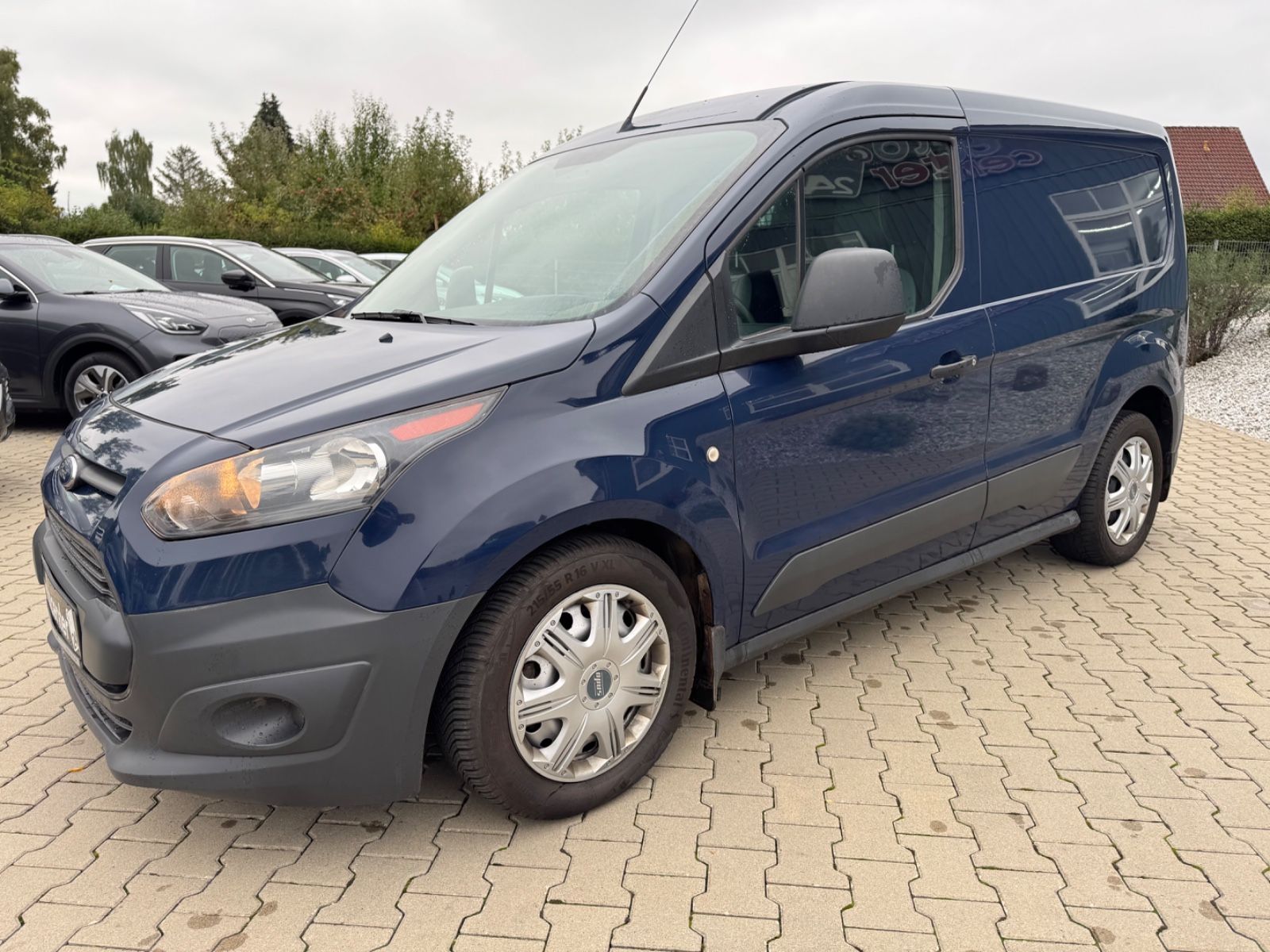 Fahrzeugabbildung Ford Transit Connect°Ausbau°1.Hand°PDC°