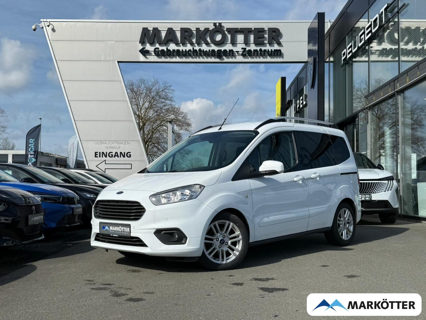 Ford Tourneo Courier Titanium FSH/SHZ/TEMPO/PDC