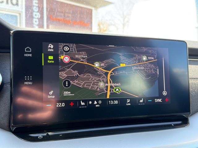 Octavia Combi PDC SHZ LEDER NAVI ACC HUD LED