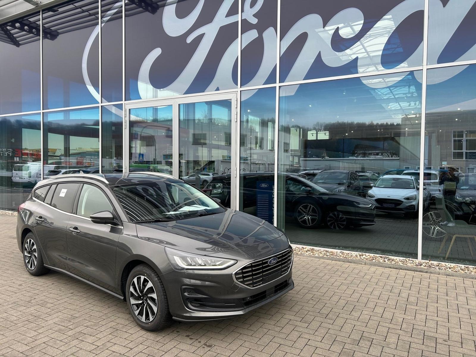 Ford Focus TITANIUM EDITION *GJR *AHK