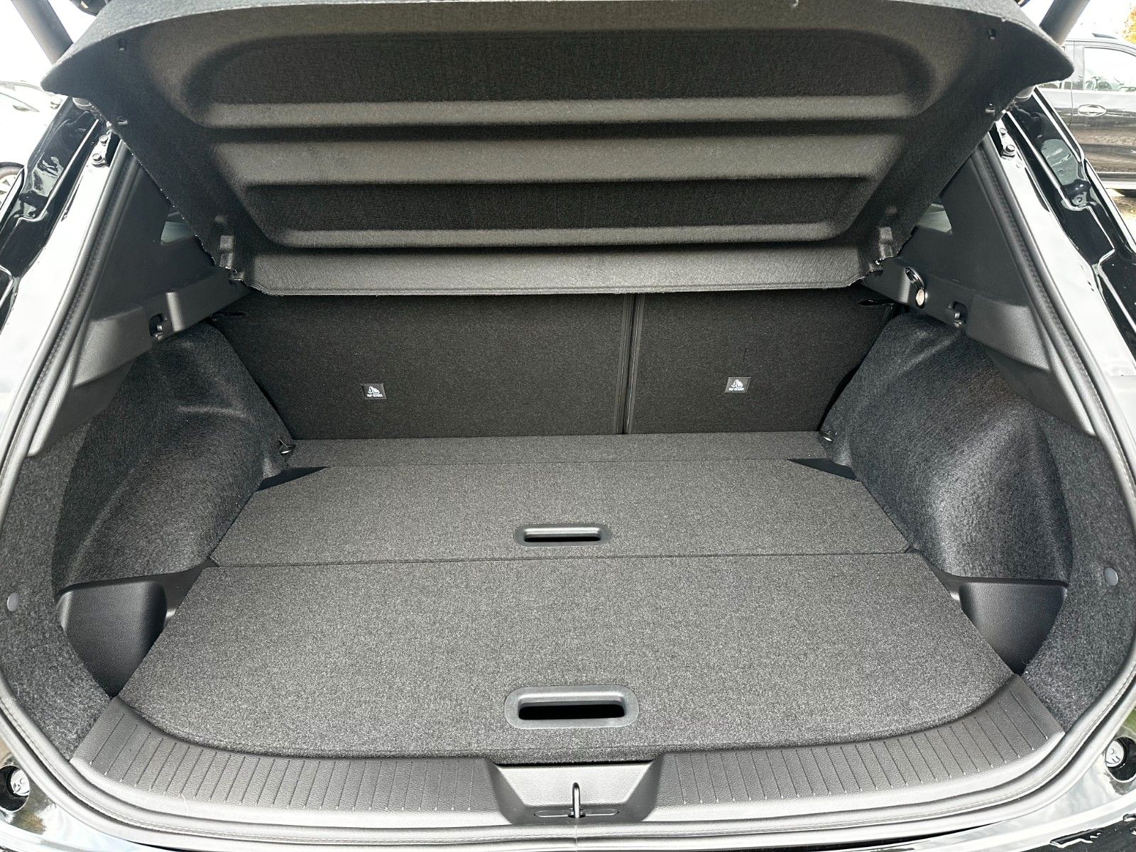 Fahrzeugabbildung Nissan Qashqai Tekna+ AHK/Leder/Pano/Bose