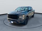 Dodge 1500 5.7 HEMI H&K Laramie 4x4 Night- Unfallfrei! - Dodge RAM Laramie Night Gebrauchtwagen