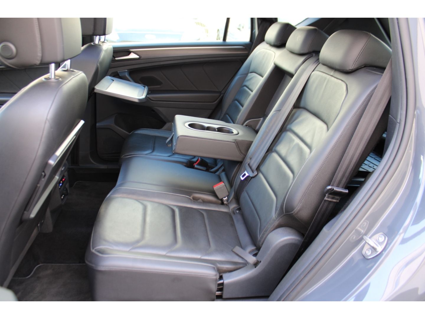 Fahrzeugabbildung SEAT Tarraco Xcellence 4Drive Pano LED ACC AHK StHZg