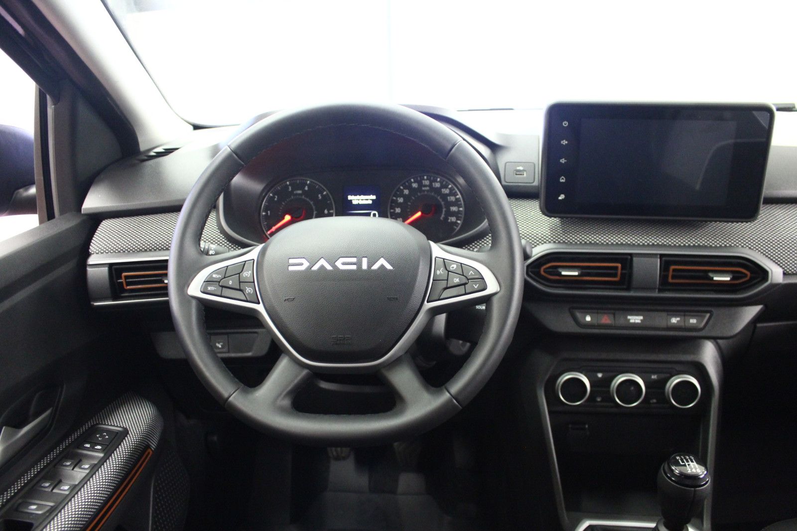 Fahrzeugabbildung Dacia Sandero TCe 90 Stepway Expression *Allwetterreif