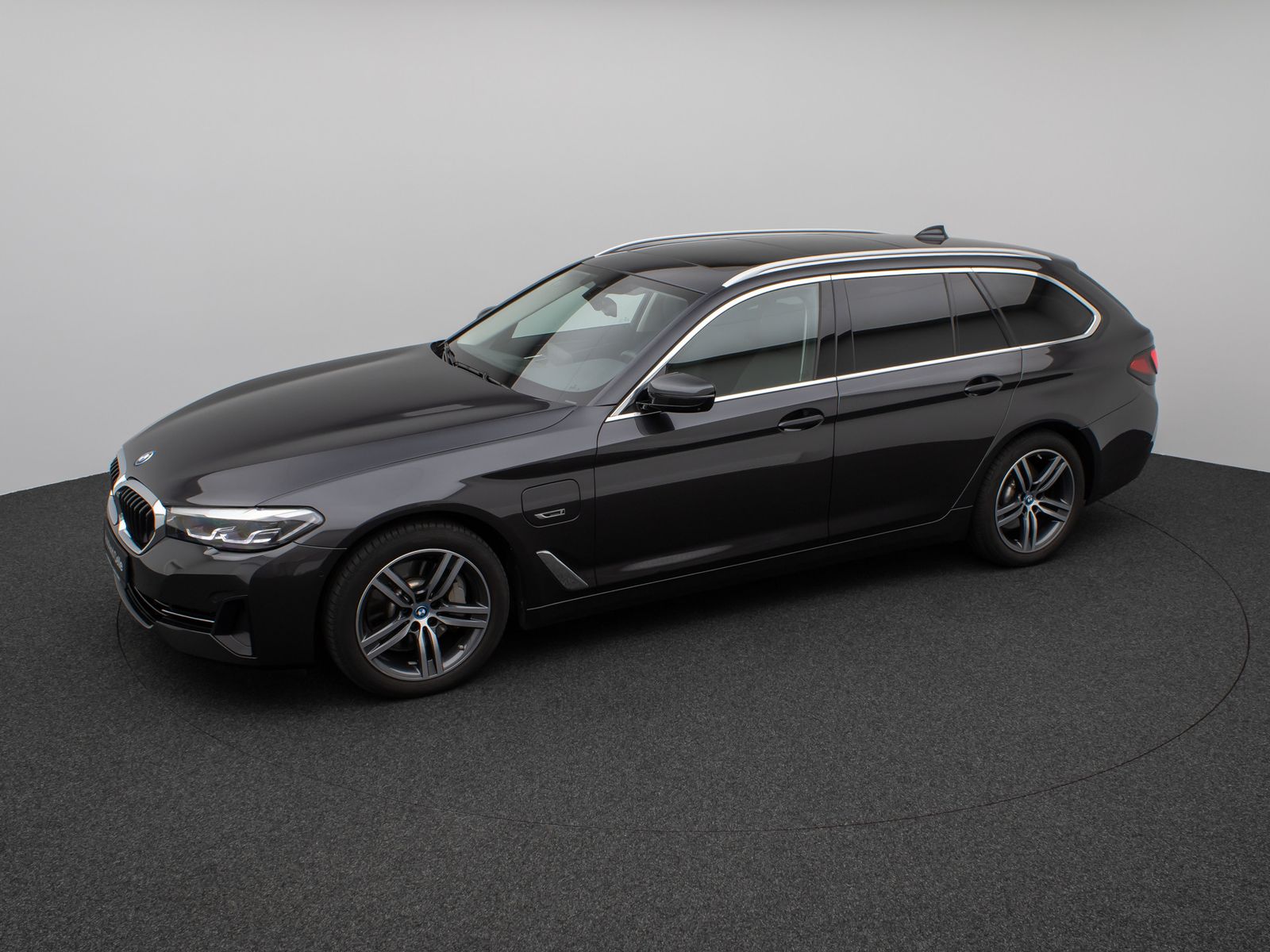 Fahrzeugabbildung BMW 530e xD Alarm DAB 360°Panorama H/K 4Klima Sport