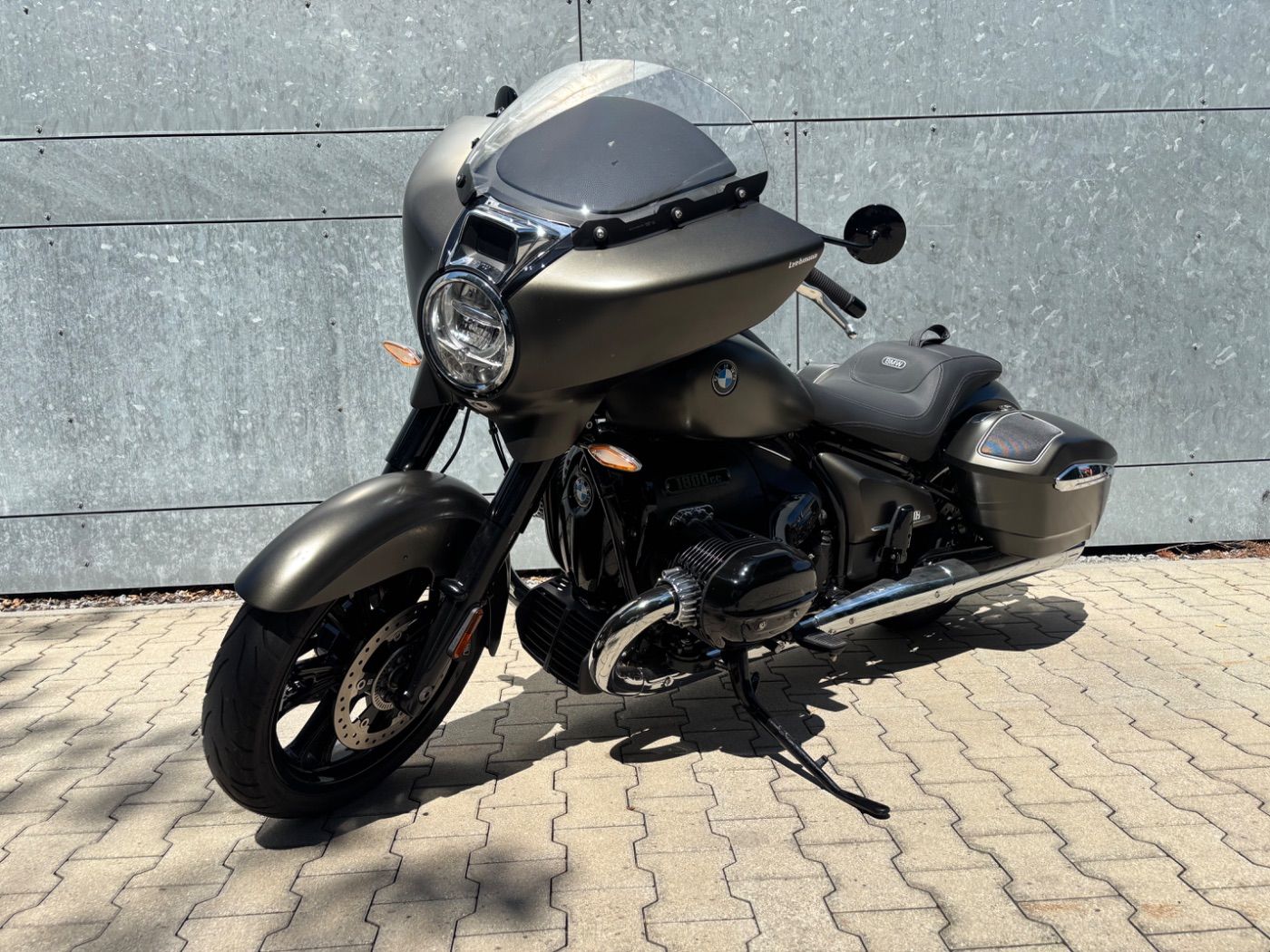 Fahrzeugabbildung BMW R 18 B Bagger Marshall ACC Rückfahrhilfe OIL INC
